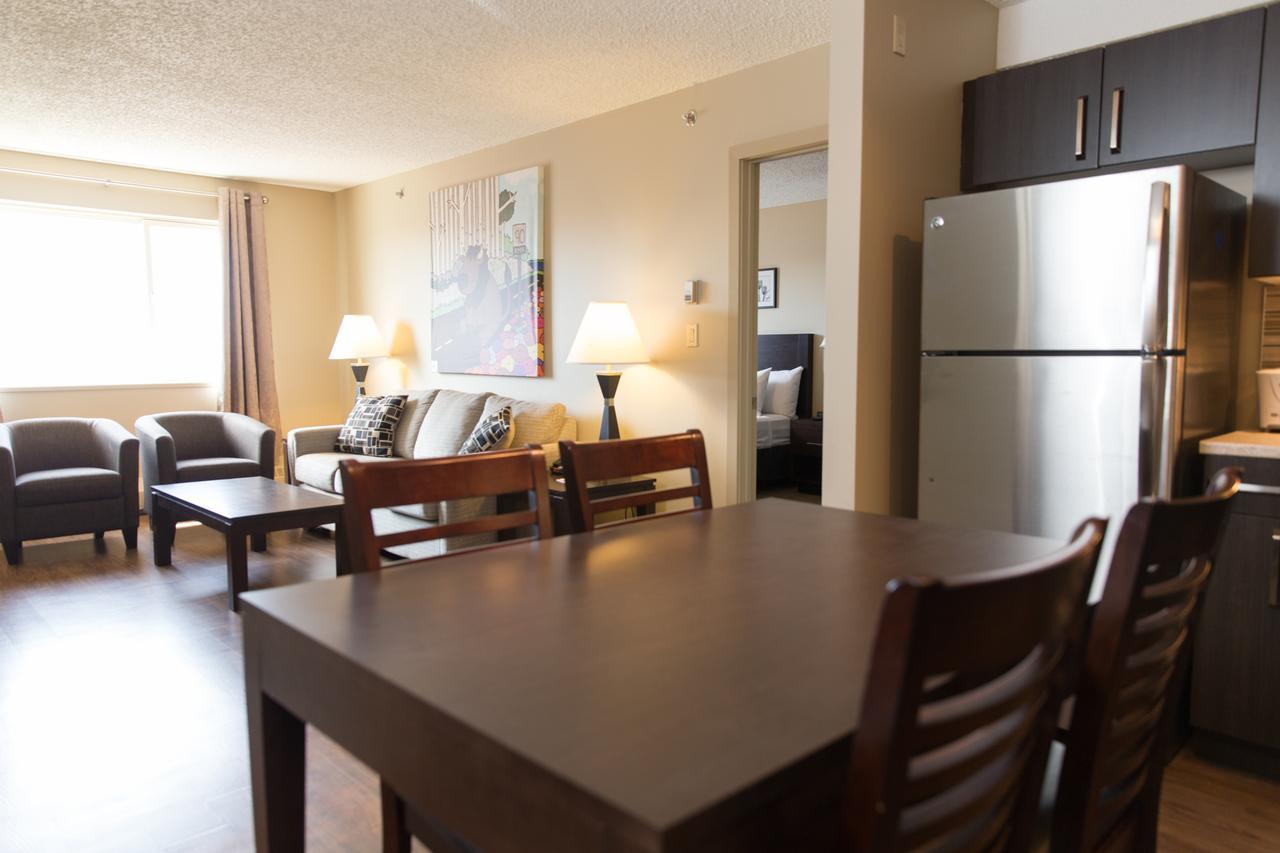 Capital Suites Yellowknife Ngoại thất bức ảnh